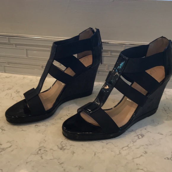 Donald J. Pliner Shoes - Donald Pliner wedged Donald J. Pliner Shoes - Donald Pliner wedged
